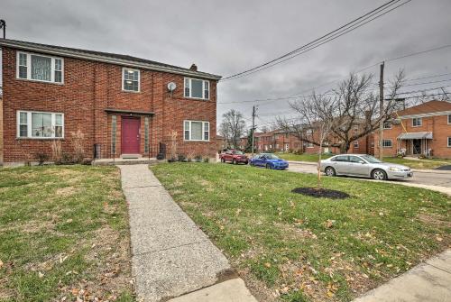 Brownstone Cincinnati Apt - 10 Mi to Downtown - image 7