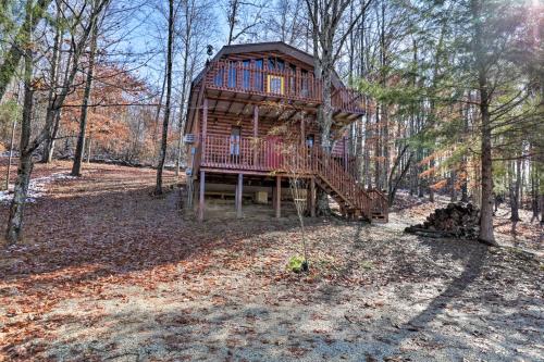 Beattyville Cabin with Decks-by Red River Gorge! - image 3