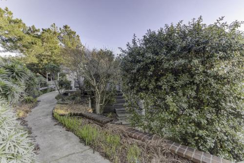 Hilton House home - image 9