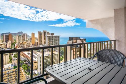 Royal Kuhio Diamond Head View (Free Parking)
