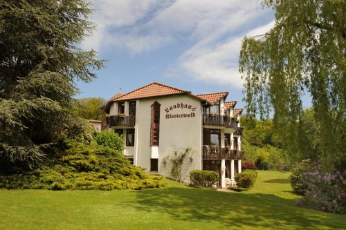 Landhaus Klosterwald - Hotel - Lich