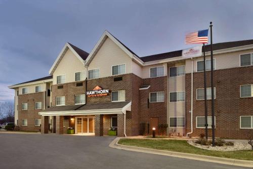 Hawthorn Suites By Wyndham Oak Creek/Milwaukee Airport