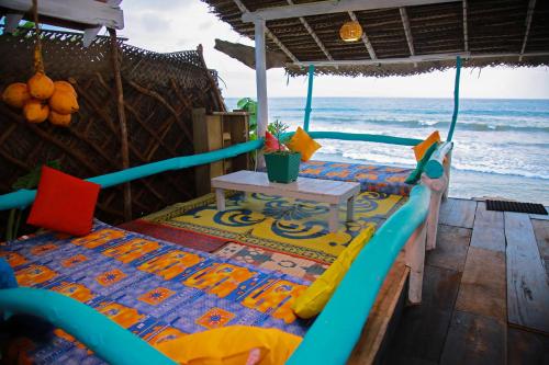 Brother's Beach Home in Galle