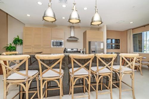 7662AMAZONAS townhouse - image 7