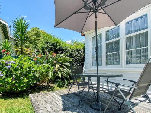 المرافق, Bavaria Bed & Breakfast in جبل عدن