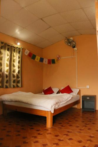 2 twin beds
