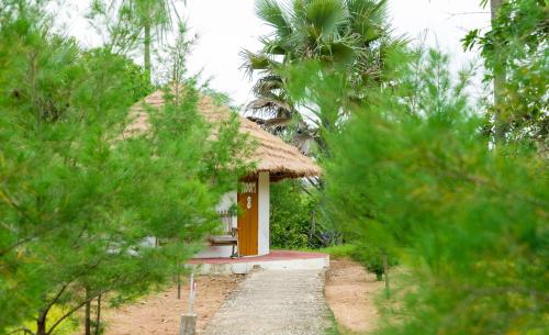 Tamba Kuruba Eco-lodge