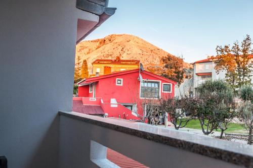 Double Room with Balcony and Garden View