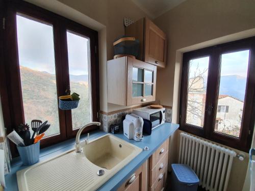 virtuve, Casa Mariella citra 08012-lt-0004 in Caravonica