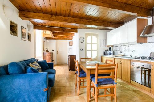 RESIDENZA SANTA LUCIA, Neapol