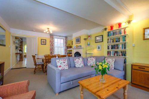 4 Old Homes, Thorpeness - Only a stones throw from the beach - Aldeburgh Coastal Cottages - Aldeburgh