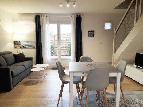 maison mitoyenne parking et piscine PEY gîte à louer La Teste-de-Buch