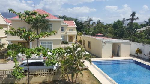 Beach Garden Hotel