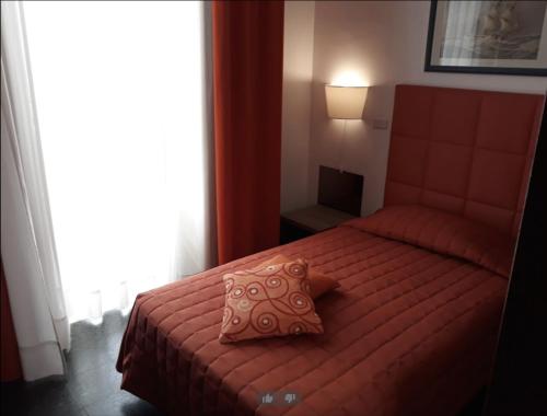 Moonlight Hotel&Suites - image 7