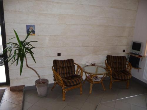 Vestabils, Motel Maria in Szale