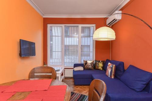 Vintage Spot - Colorful One-Bedroom Apartment by Flat Mаnager, Sofía
