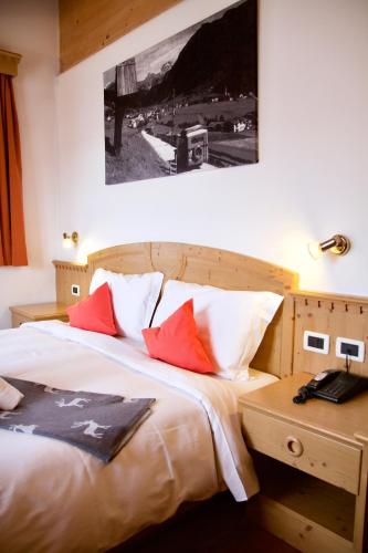 Al Piccolo Hotel – Vigo di Fassa, TN