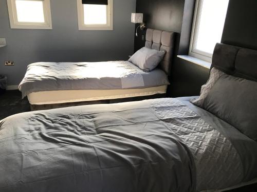 Cozy Rooms 4
