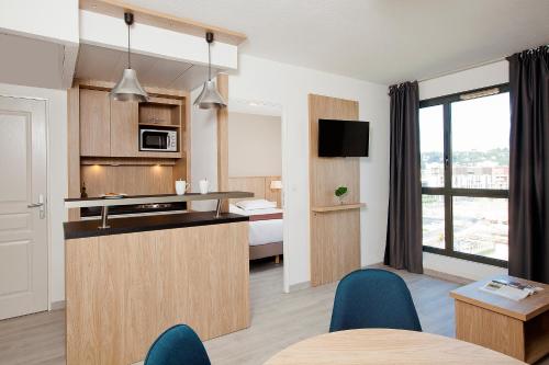 Residhome Lyon Gerland, Лион