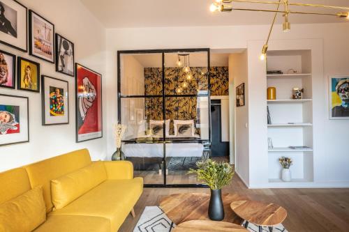 Mini loft 1 bedroom 2 steps from Av Louise, Bruxelles (photo 2)