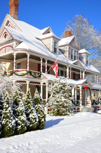 Wainwright Inn - image 8