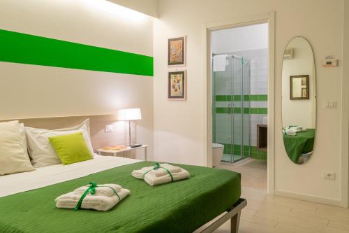 Marconi Rooms 1, 2, 3 Casa Stella 4