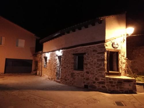 Ieeja, La Casita de Teléfonos (La Casita de Telefonos) in Gargantilla del Lozoya