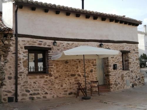 Ieeja, La Casita de Teléfonos (La Casita de Telefonos) in Gargantilla del Lozoya