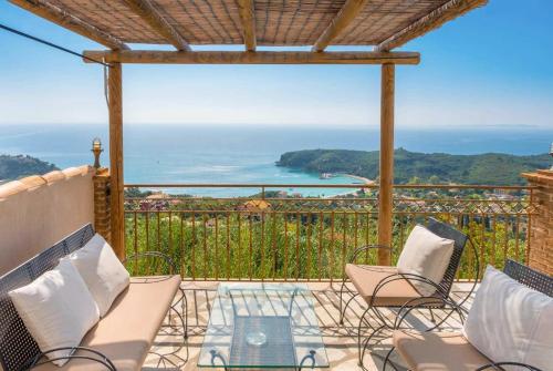 Chrysogiali Villa Sleeps 4 with Pool Air Con and WiFi in Parga