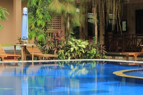 Hotel Lusa at Kuta Beach