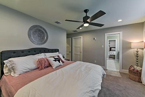 College Station Home - Walk to Texas AandM! - image 11