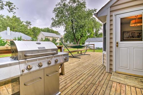 Annapolis Home with Deck and Whitehall Bay Access