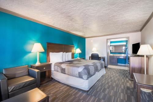 Econo Lodge Inn & Suites in Oklahoma City, USA