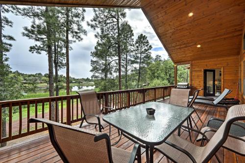 B&B Pinetop-Lakeside - Lakeside Cabin with Decks and Amazing Edler Lake Views - Bed and Breakfast Pinetop-Lakeside