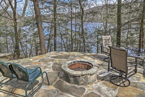 Dainty New Preston Cottage with Dock and Lake Views! - New Preston