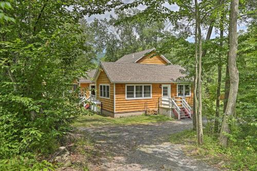 Chichester Home Perfect for Couples and Small Family! - image 3