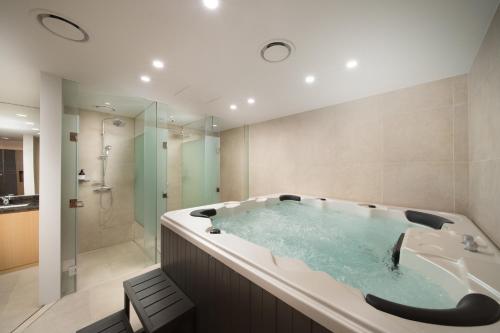Sauna, Jeju Sun Hotel & Casino in Downtown Jeju