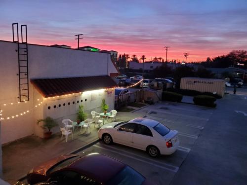 Eunice Plaza Motel – El Monte, CA