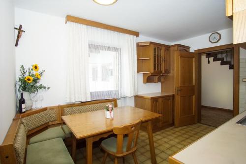 Home in the Alps, Racines (foto 3)