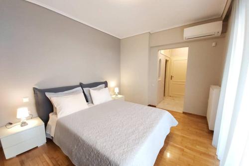 Luxury beachfront 3 bedroom apartment in Kavouri beach Athens - image 3