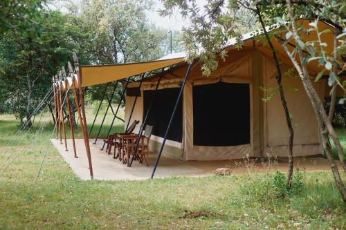 Mara Siria Tented Camp & Cottages - Tap to explore photos