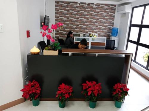 The Wharf Transient Hotel in บาทางกัส