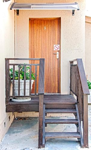 2 bedrooms, 3 beds