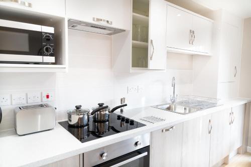 Konyha, Citystay Living - Hinton House in Brookfields Kórház környéke