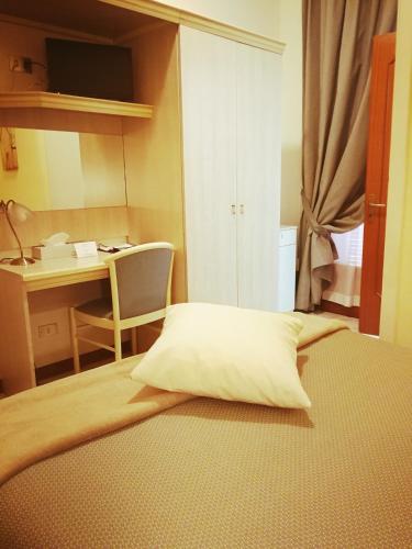 Large Single Room