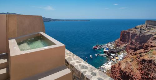 Old Castle Oia - image 3