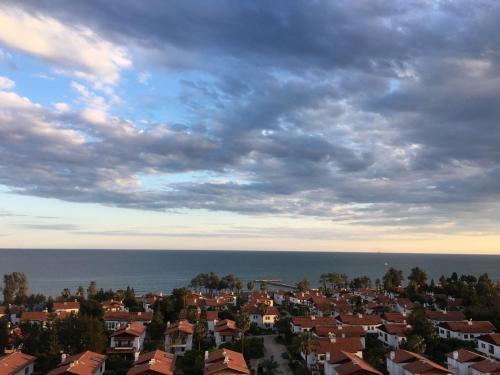 GoldenPark King Suites with Balcony & Sea view - image 5