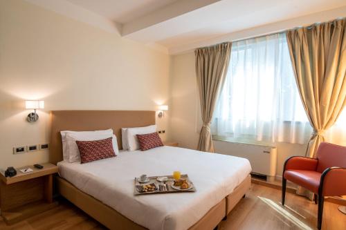 3 twin beds