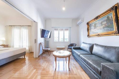 Victoria Supreme Suite, Atene