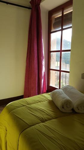 2 twin beds